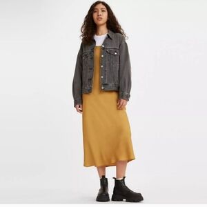 Spaghetti strap midi dress